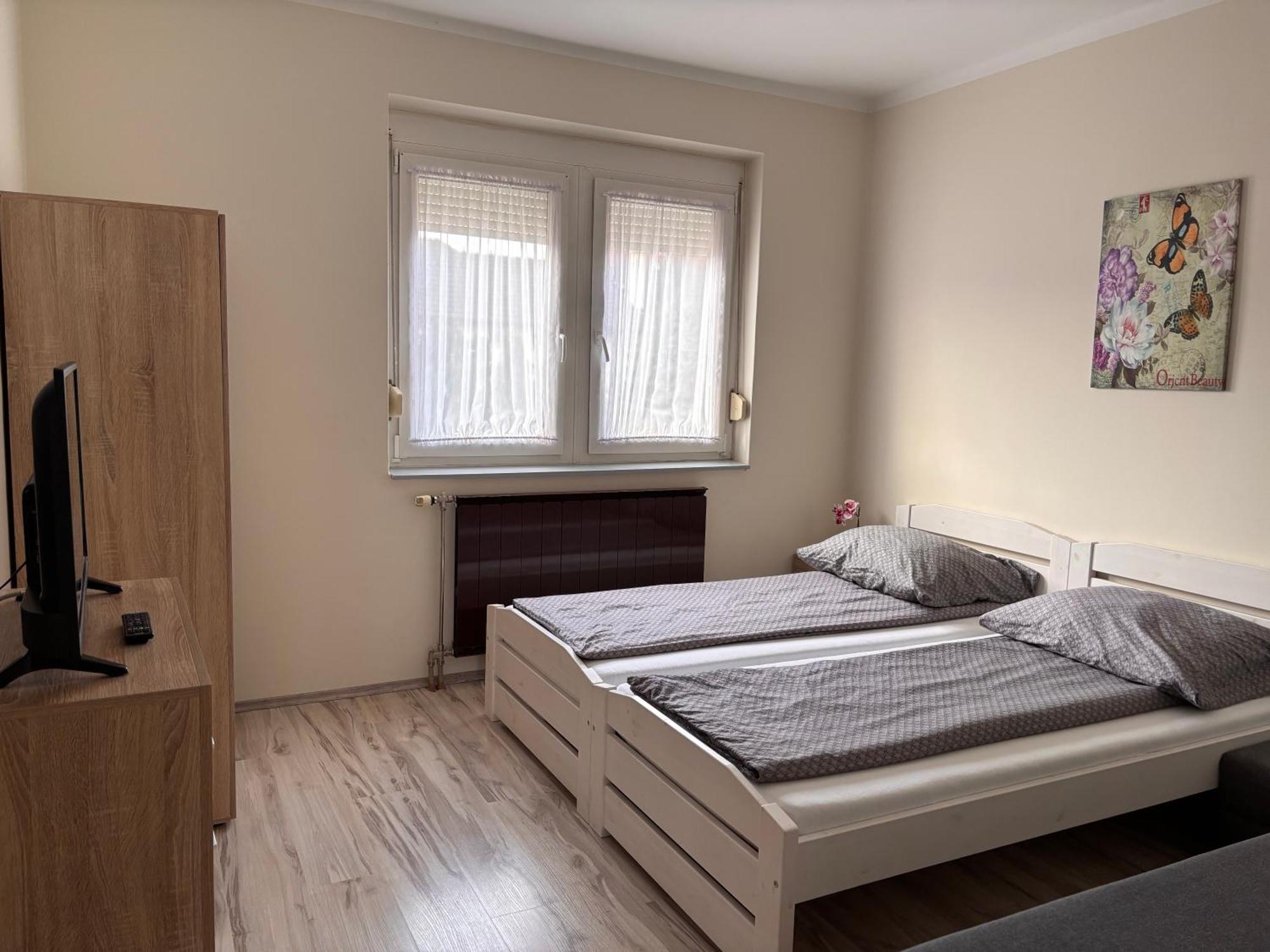 Veronika Lux Apartman Hajdúszoboszló Exterior foto